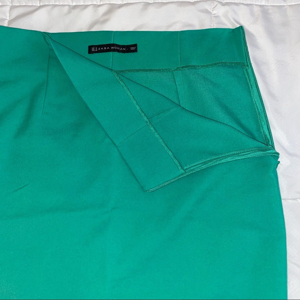 ZARA green Pencil skirt